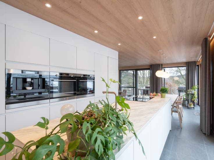 4-Bedroom Villa for Sale in Érezée