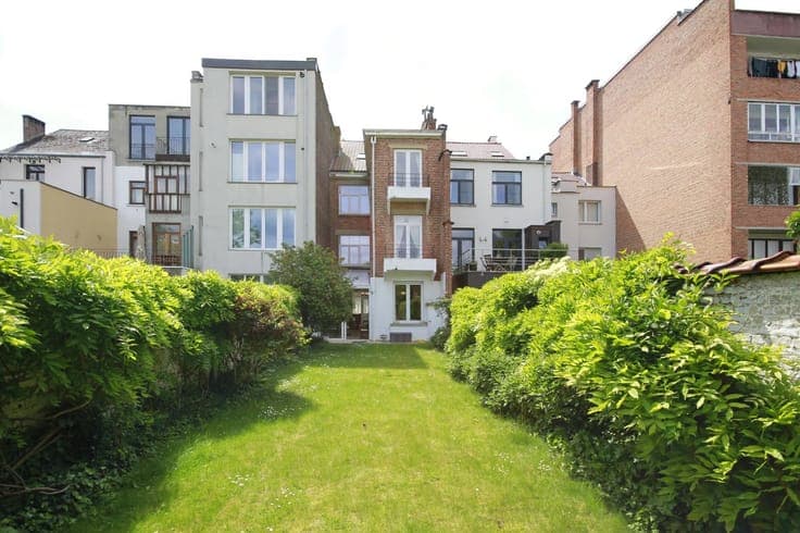 Meiser : Beautiful house with garden