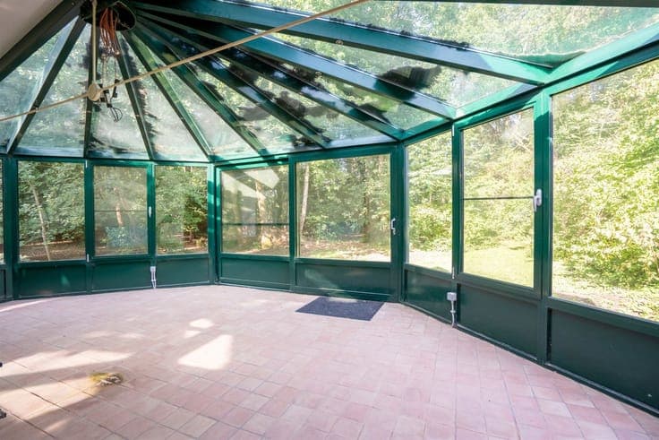 Unieke hoeve op domein van 1,5 ha – pure rust en natuurbelev