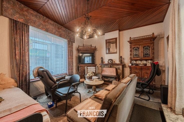 House with 3 bedrooms and possibility for 5 bedrooms in Lef…