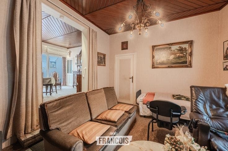 House with 3 bedrooms and possibility for 5 bedrooms in Lef…