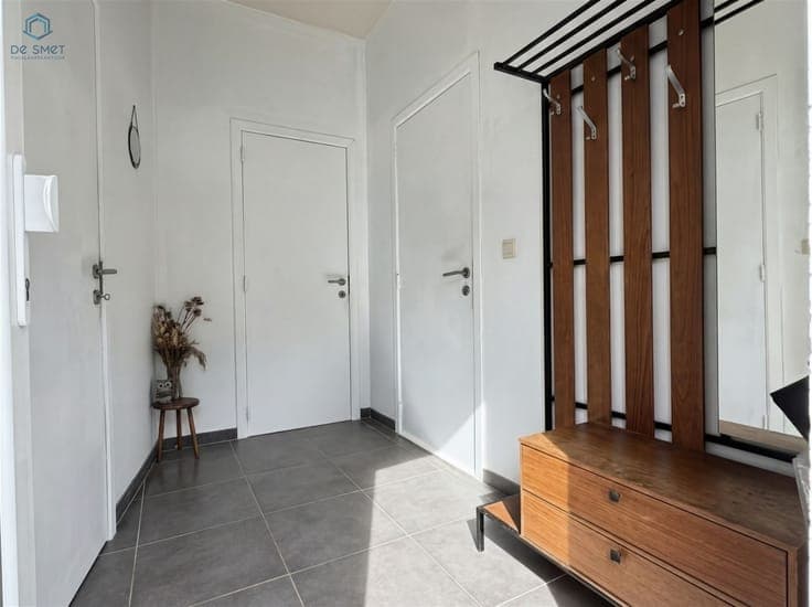 Move-in ready family home with garage, garden, and central l