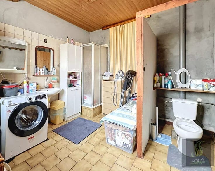 Sale - House Anderlues - 155,000 €