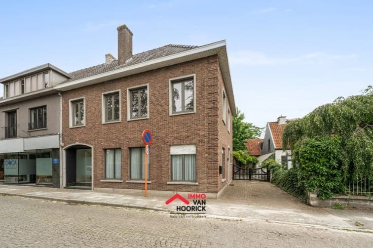 Karaktervolle woning HOB - 5 slpkmrs - centrum Sinaai