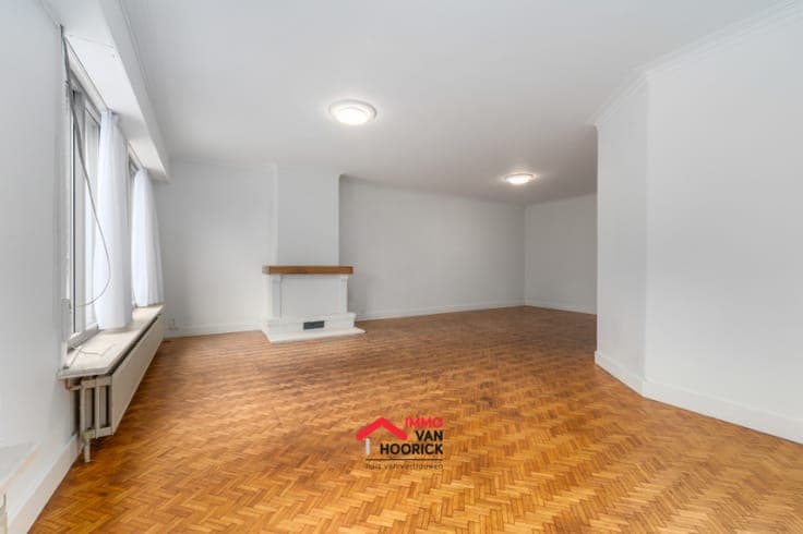 Karaktervolle woning HOB - 5 slpkmrs - centrum Sinaai