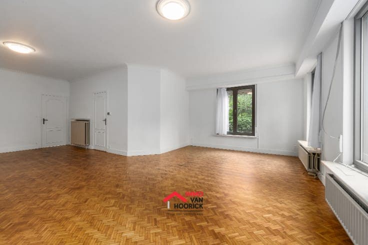 Karaktervolle woning HOB - 5 slpkmrs - centrum Sinaai
