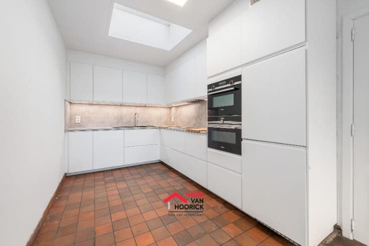 Karaktervolle woning HOB - 5 slpkmrs - centrum Sinaai