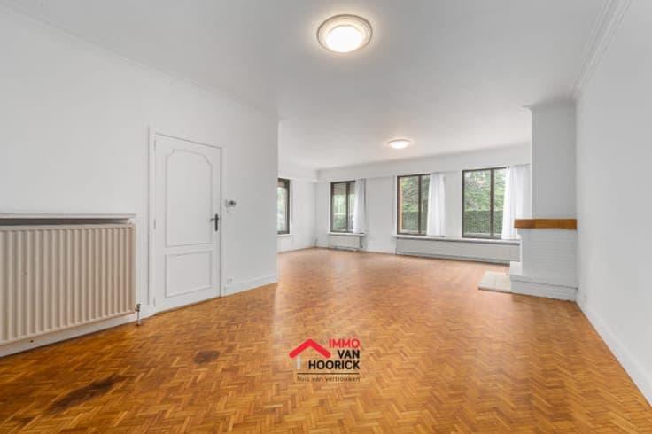 Karaktervolle woning HOB - 5 slpkmrs - centrum Sinaai