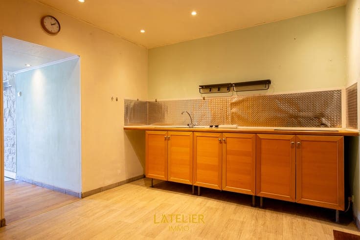 FOR SALE – 1-bedroom house with outdoor space in Modave