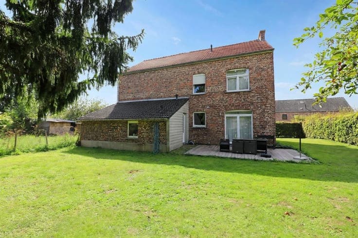3-bedroom house, 116 m², on an 800 m² lot in Braive