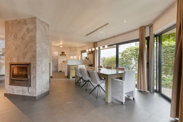 Move-in-ready 0B with 5 rooms & a garden in Weerde!