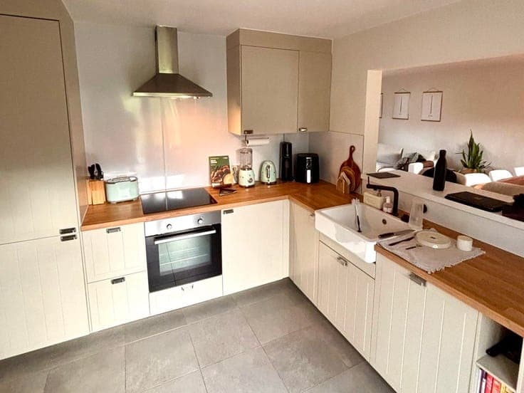 Charming semi-detached house in Bierges