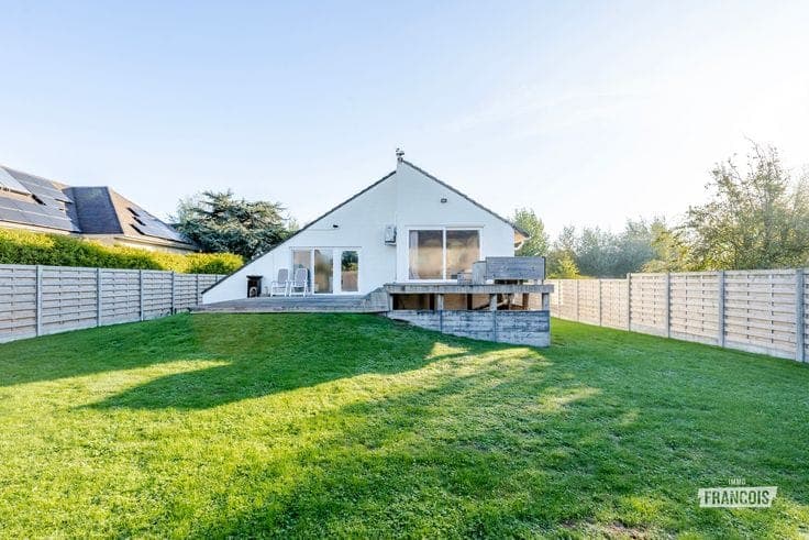 Family home on a 753 m² plot in Harendijke with 2 bedrooms