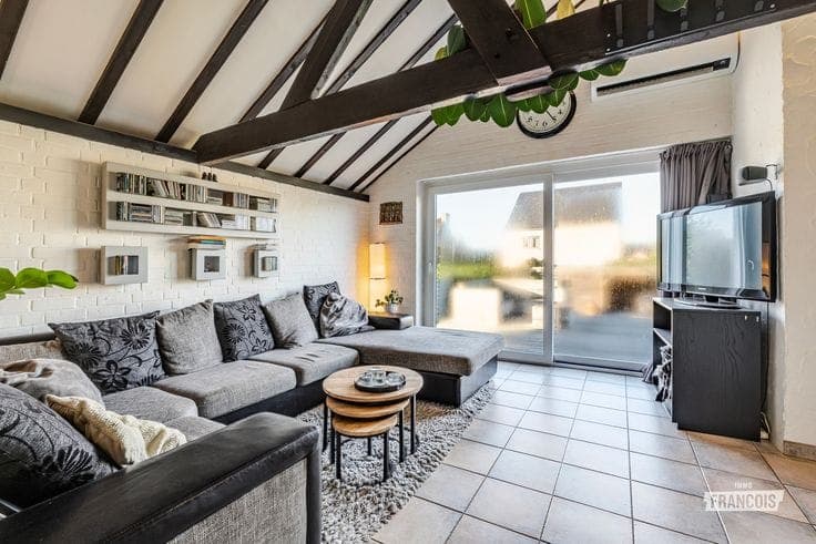 Family home on a 753 m² plot in Harendijke with 2 bedrooms
