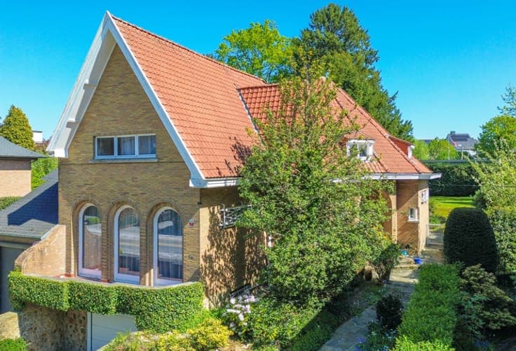 Elegant Character Villa in a Prestigious Location in Wemmel