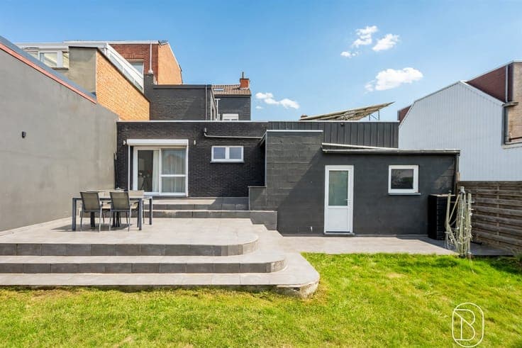 Spacious, move-in-ready home with 4 bedrooms, a spacious gar