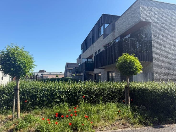 4 centraal gelegen app. met terras/tuin en garage!