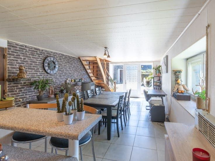 3-bedroom house with garden in Sainte-Ode