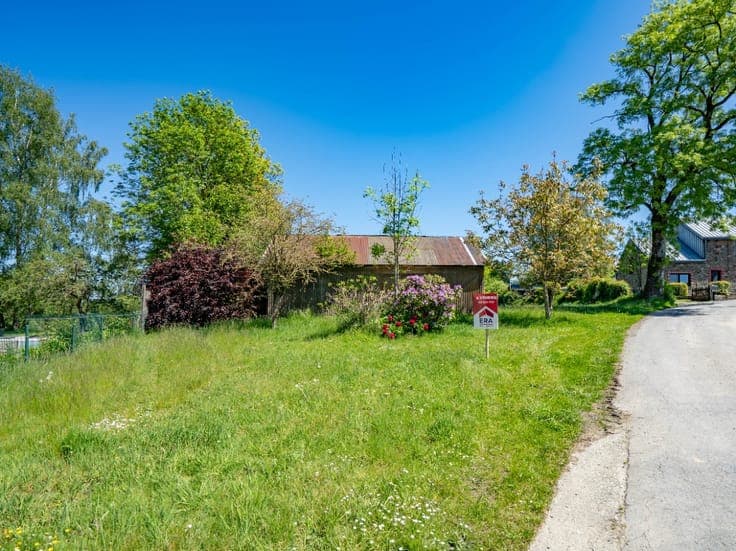3-bedroom house with garden in Sainte-Ode