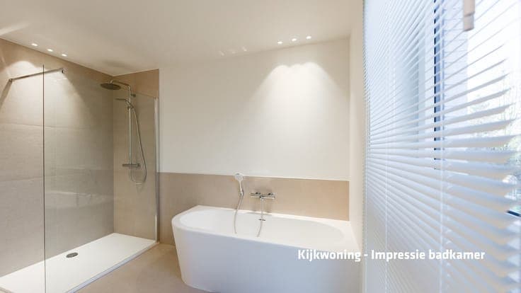 Modern and futurproof split-level home