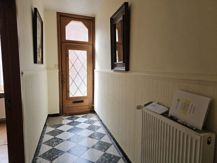Ruime, goed gesitueerde woning nabij de Kaai