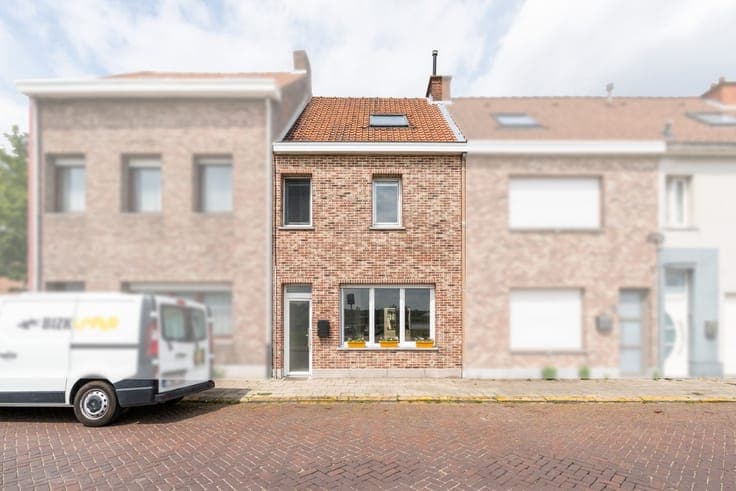 Move-in ready home with Scheldt view