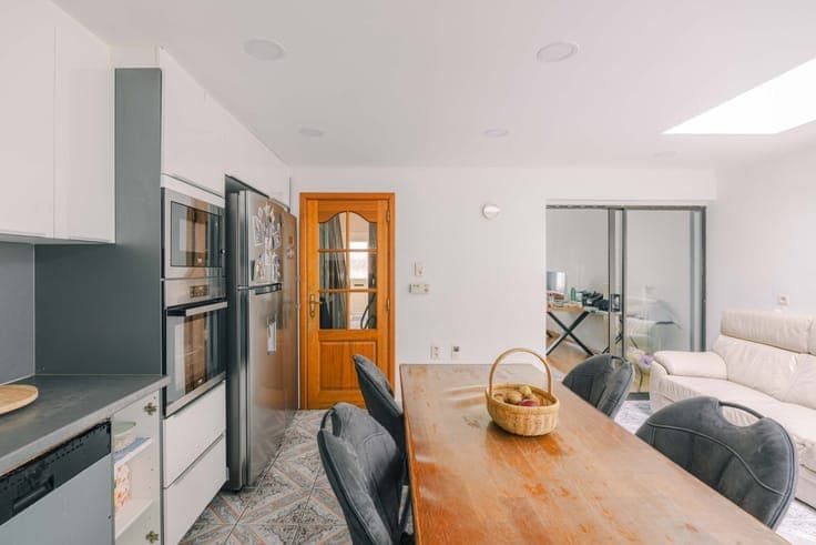 Te renoveren woning met 4 slaapkamers te Sint-Amandsberg