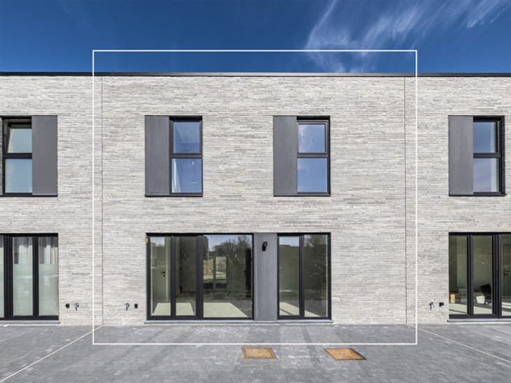 House with 2 facades, 2 bedrooms with garden