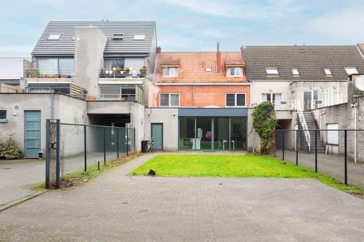 Ruime gerenoveerde woning in hartje Essen