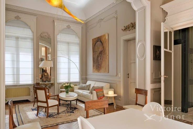 Place Stephanie, splendid fully renovated townhouse