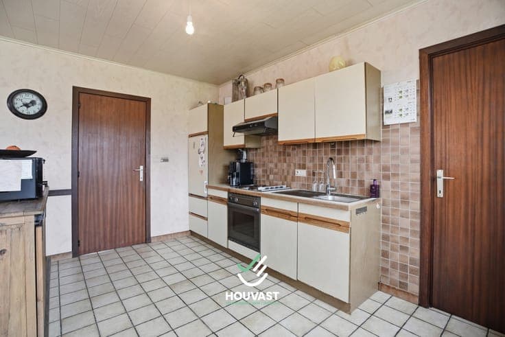Te koop - Instapklare woning met 3 slaapkamers in het cha...