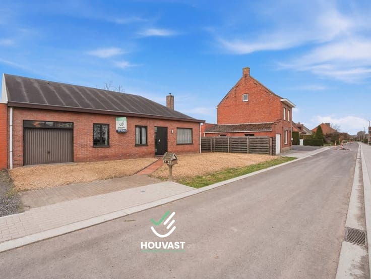 Te koop - Instapklare woning met 3 slaapkamers in het cha...