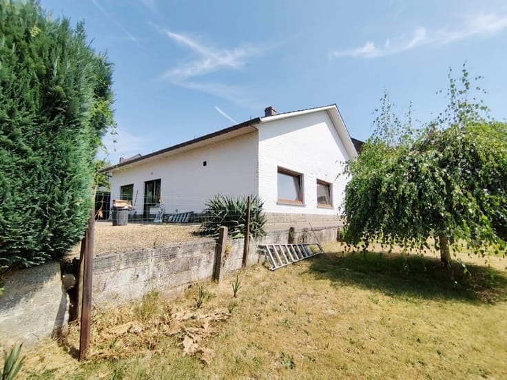 House in Ramillies