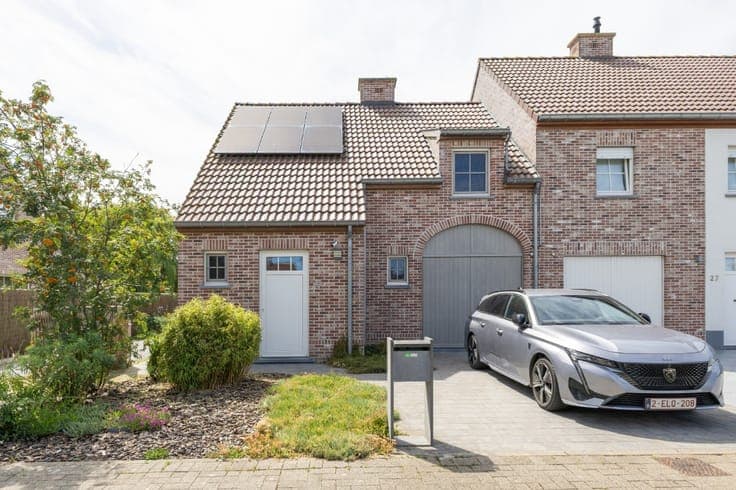 Move-in ready semi-detached house for sale in De Panne!