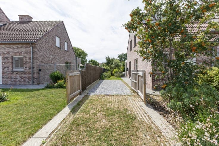 Move-in ready semi-detached house for sale in De Panne!