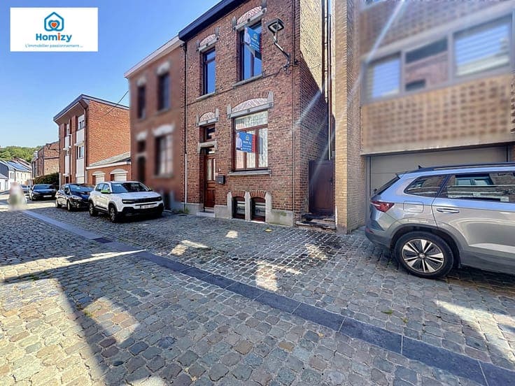 House in Thuin