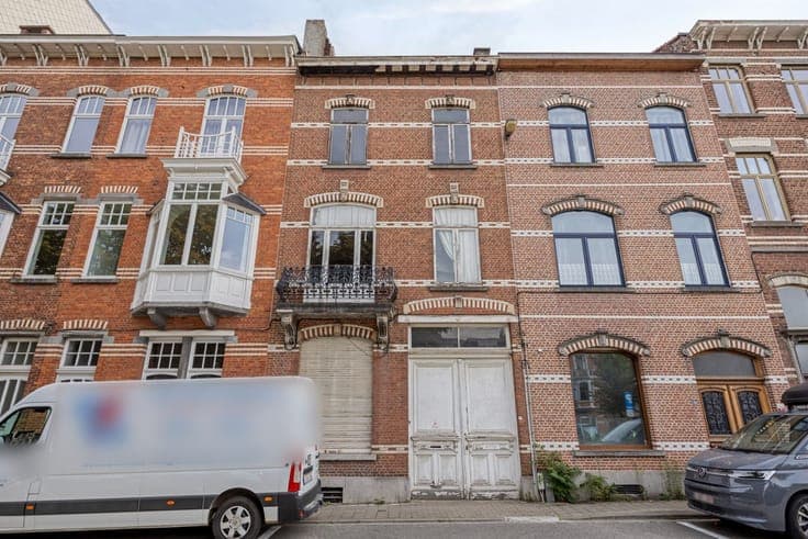 Townhouse with 6 rooms and garden in central Leuven