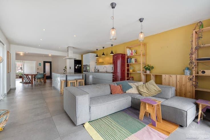 Charmante woning met 3 slaapkamers en moderne afwerking i...
