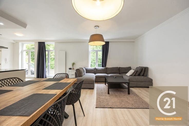 Prestigious Area: 5-Bedroom Home with High Investment Return