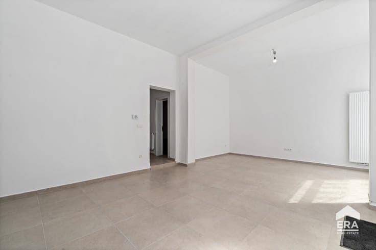 For sale: renovated house near station in Ruisbroek