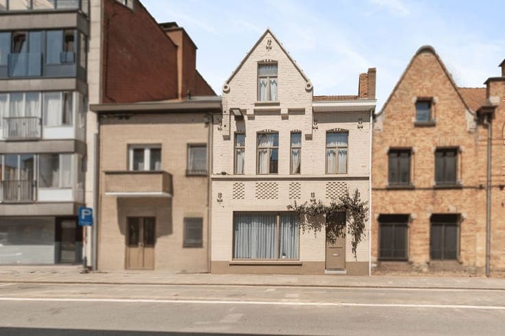 Ruime stadswoning met 4 slaapkamers en dakterras