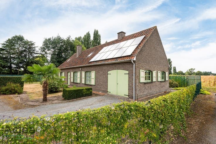 Te renoveren open bebouwing met landelijke ligging