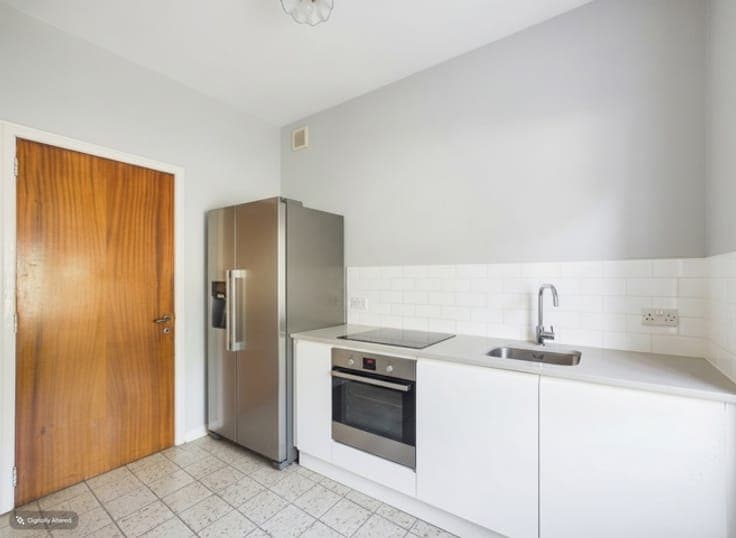 2-Bedroom House with Garden and Garage