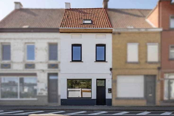 Fully renovated, energy-efficient home with outdoor space!