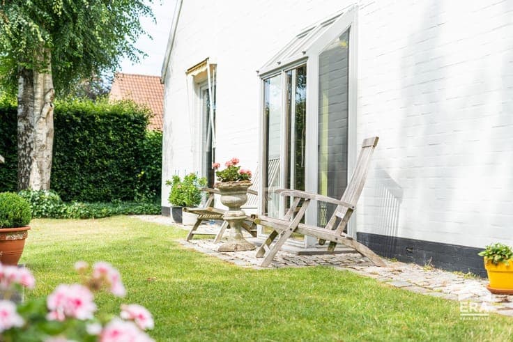 Villa with 4 bedrooms in Wemmel