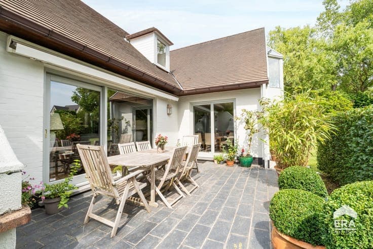 Villa with 4 bedrooms in Wemmel