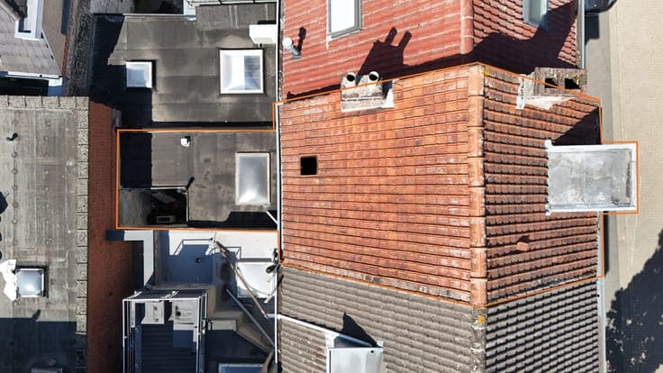 Te renoveren woning te koop in het hart van Gent – Tussen...