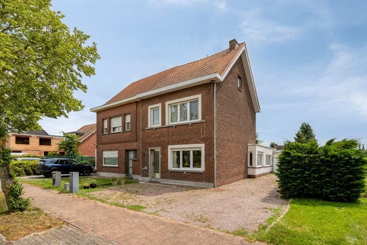 Semi-detached home with 3 bedrooms