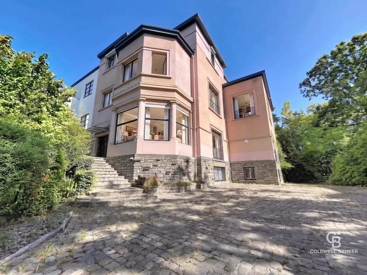 Vert-Chasseur area, Art Deco villa