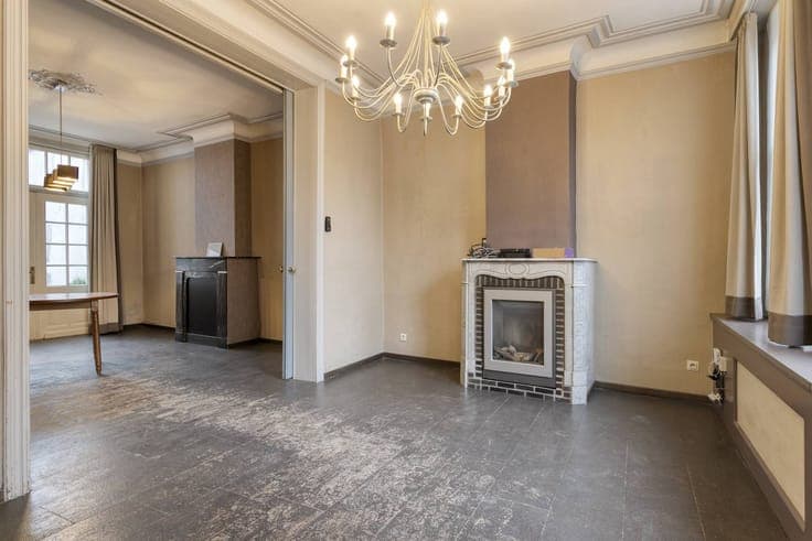 Ready to move in house for sale in the center of Izegem.